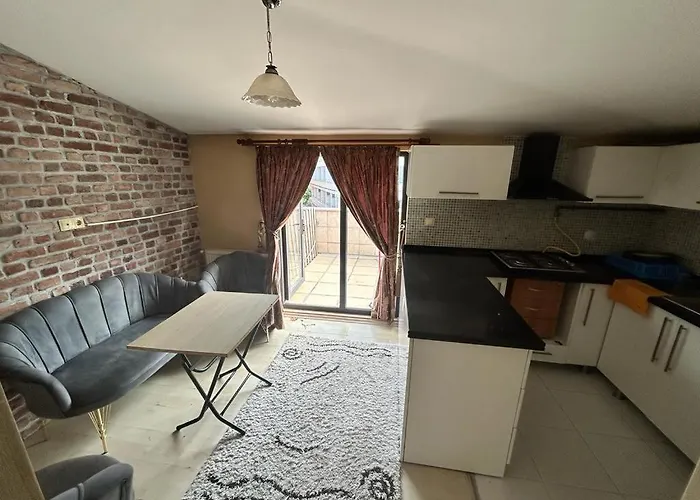 Hypatia Apartmanhotel 3*