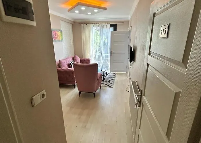 Hypatia Apartmanhotel 3*