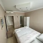 Hypatia Apart-hotel 3*