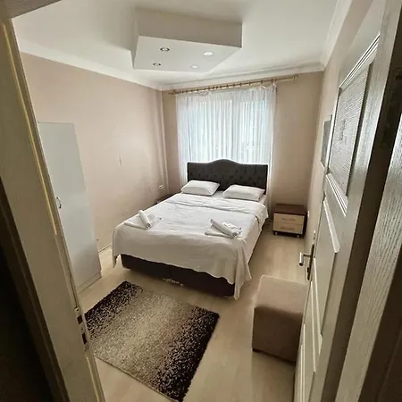 Apartahotel Hypatia 3*