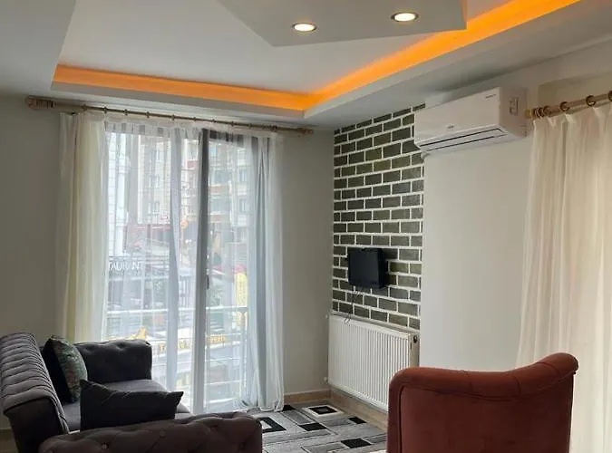 Hypatia Aparthotel 3*