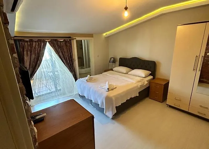 Aparthotel Hypatia 3*